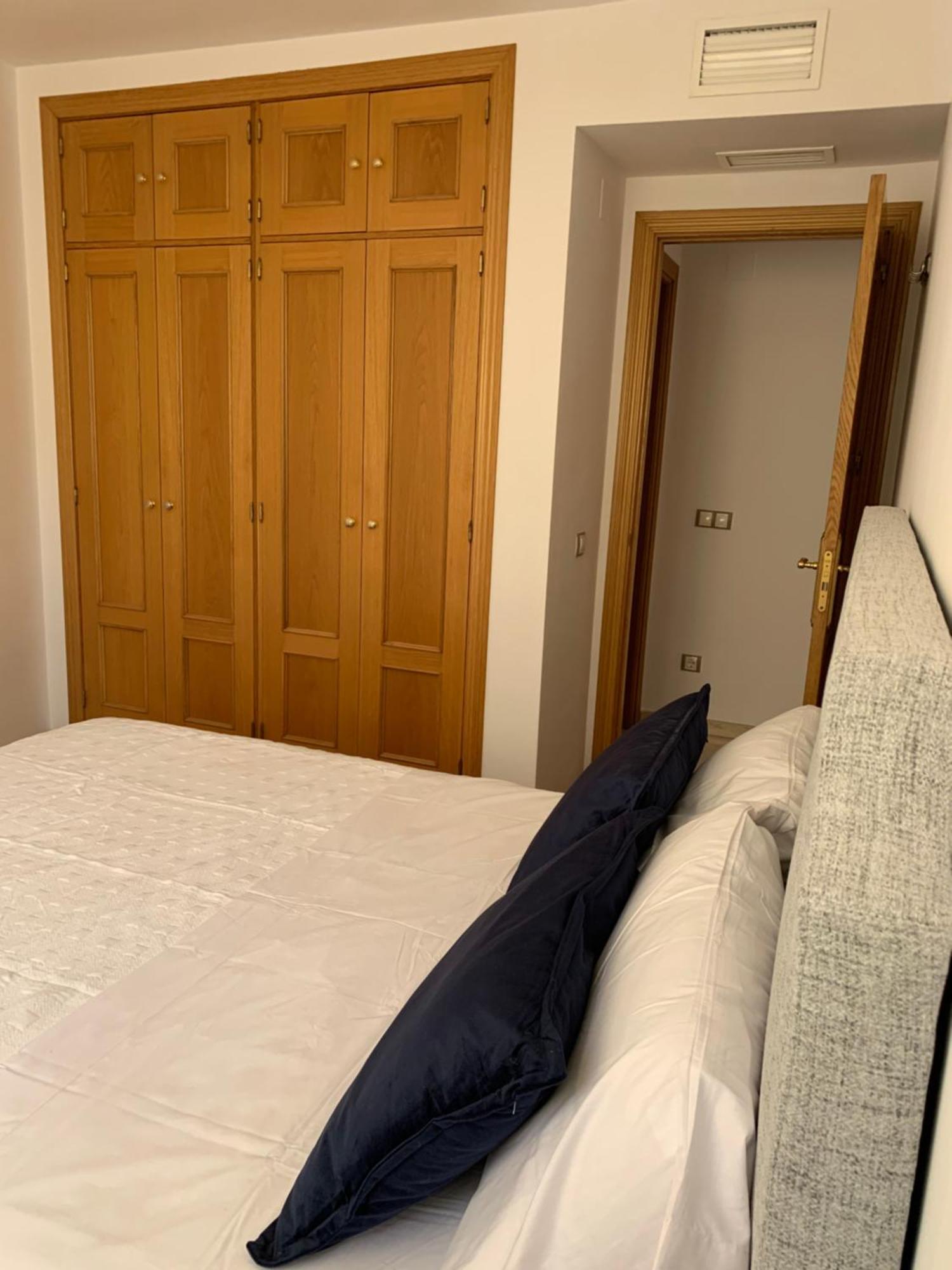 Malagueta, Free Parking, Center & Beach Malaga Bagian luar foto
